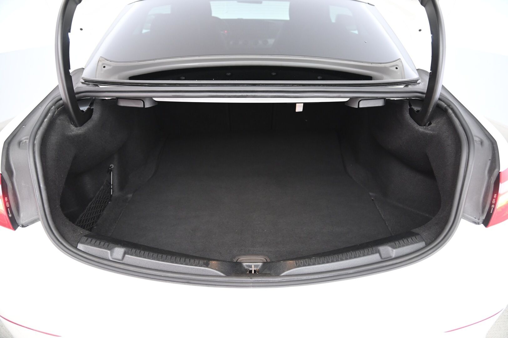 Mercedes-Benz E 2018 220 d A Coupé Business AMG *Multibeam LED / Panorama / Suomi-auto / P*kamera* - *Juuri saapunut / 2x renkaat&vanteet*