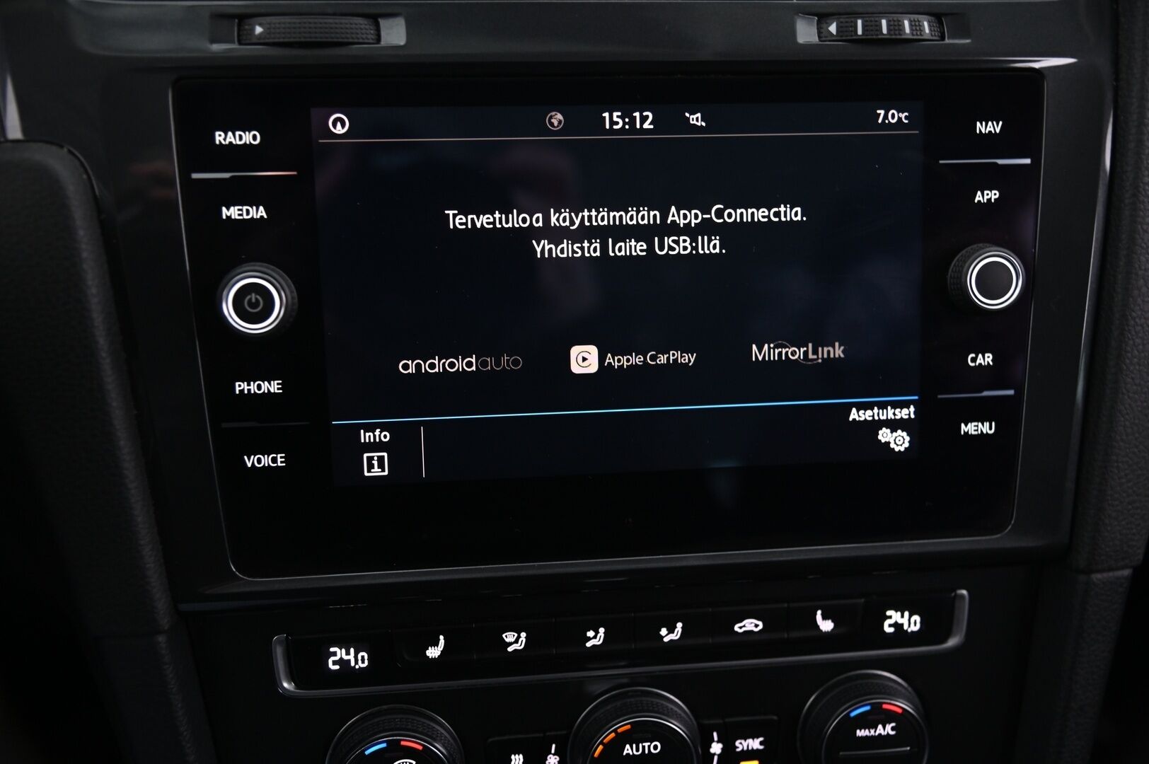 Volkswagen Golf 2017 Variant Comfortline 2,0 TDI 4MOTION *Webasto / Koukku / ACC* - *Suomi-auto / P Kamera / Hyvin huollettu / Facelift*