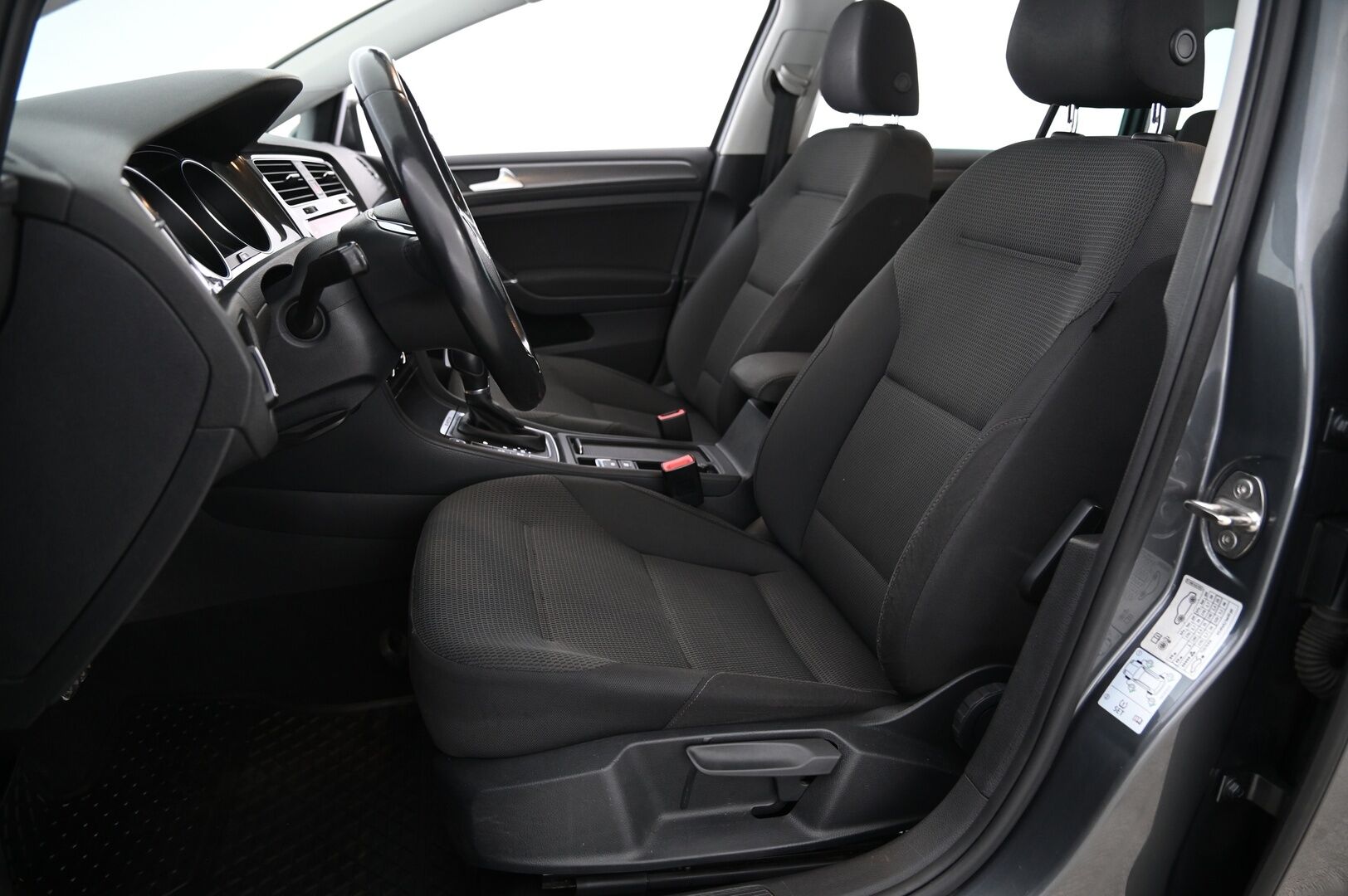 Volkswagen Golf 2018 Variant Comfortline 2,0 TDI 4MOTION *Webasto / Koukku / ACC* - *Suomi-auto / P Kamera / Hyvin huollettu / Facelift*