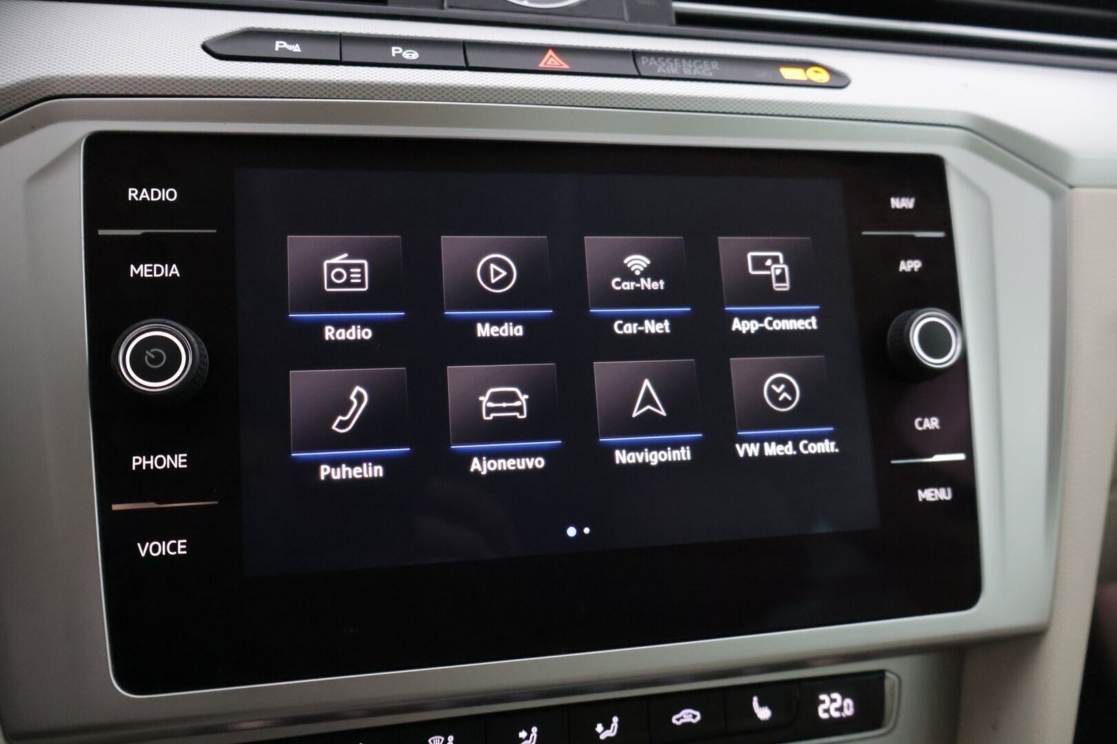 Volkswagen Passat 2017 Variant Football Edition 1,4 TSI, DSG-automaatti * Webasto / ACC / Facelift / Keyless go / ErgoComfort * - *Jakohihna vaihdettu 11/22 / Kahdet renkaat aluvanteilla*
