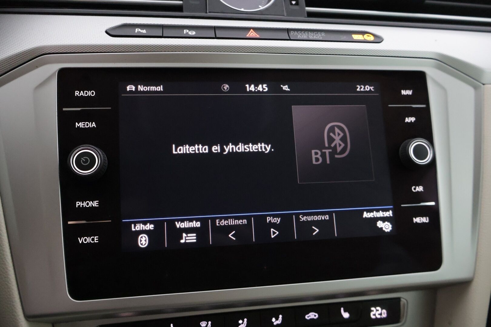 Volkswagen Passat 2017 Variant Football Edition 1,4 TSI, DSG-automaatti * Webasto / ACC / Facelift / Keyless go / ErgoComfort * - *Jakohihna vaihdettu 11/22 / Kahdet renkaat aluvanteilla*