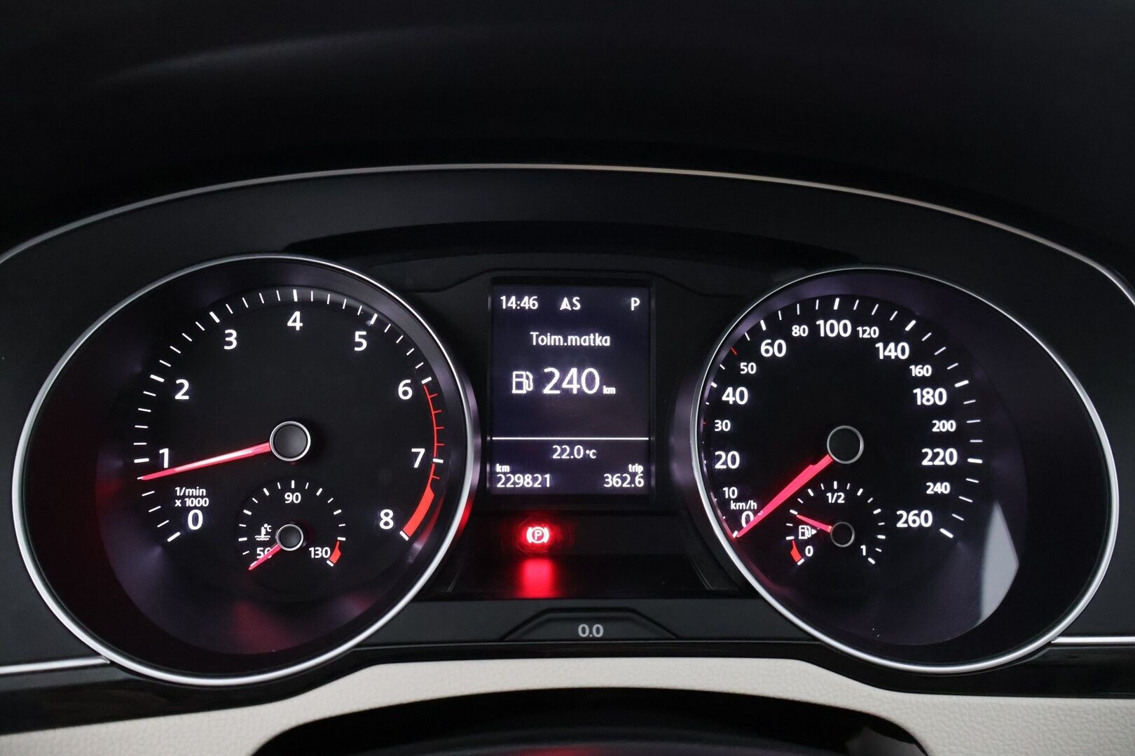 Volkswagen Passat 2017 Variant Football Edition 1,4 TSI, DSG-automaatti * Webasto / ACC / Facelift / Keyless go / ErgoComfort * - *Jakohihna vaihdettu 11/22 / Kahdet renkaat aluvanteilla*