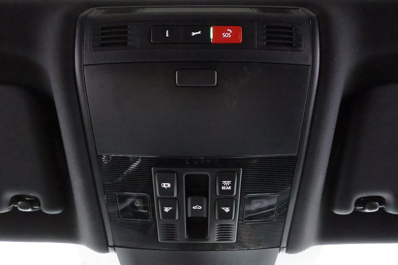 Volkswagen Arteon 2018 R-Line 2,0 TSI 206 kW 4MOTION DSG * ACC / P.kamera / Adapt.LED / Koukku / Webasto / Lasikattoluukku / Keyless * - Suomi-auto / Kahdet renkaat aluvanteilla / Hyvät varusteet - HULLUT AVAJAISHULINAT KORKOTARJOUS 3,29 %