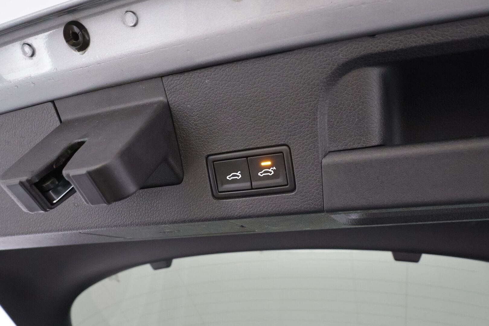 Volkswagen Arteon 2018 R-Line 2,0 TSI 206 kW 4MOTION DSG * ACC / P.kamera / Adapt.LED / Koukku / Webasto / Lasikattoluukku / Keyless * - Suomi-auto / Kahdet renkaat aluvanteilla / Hyvät varusteet