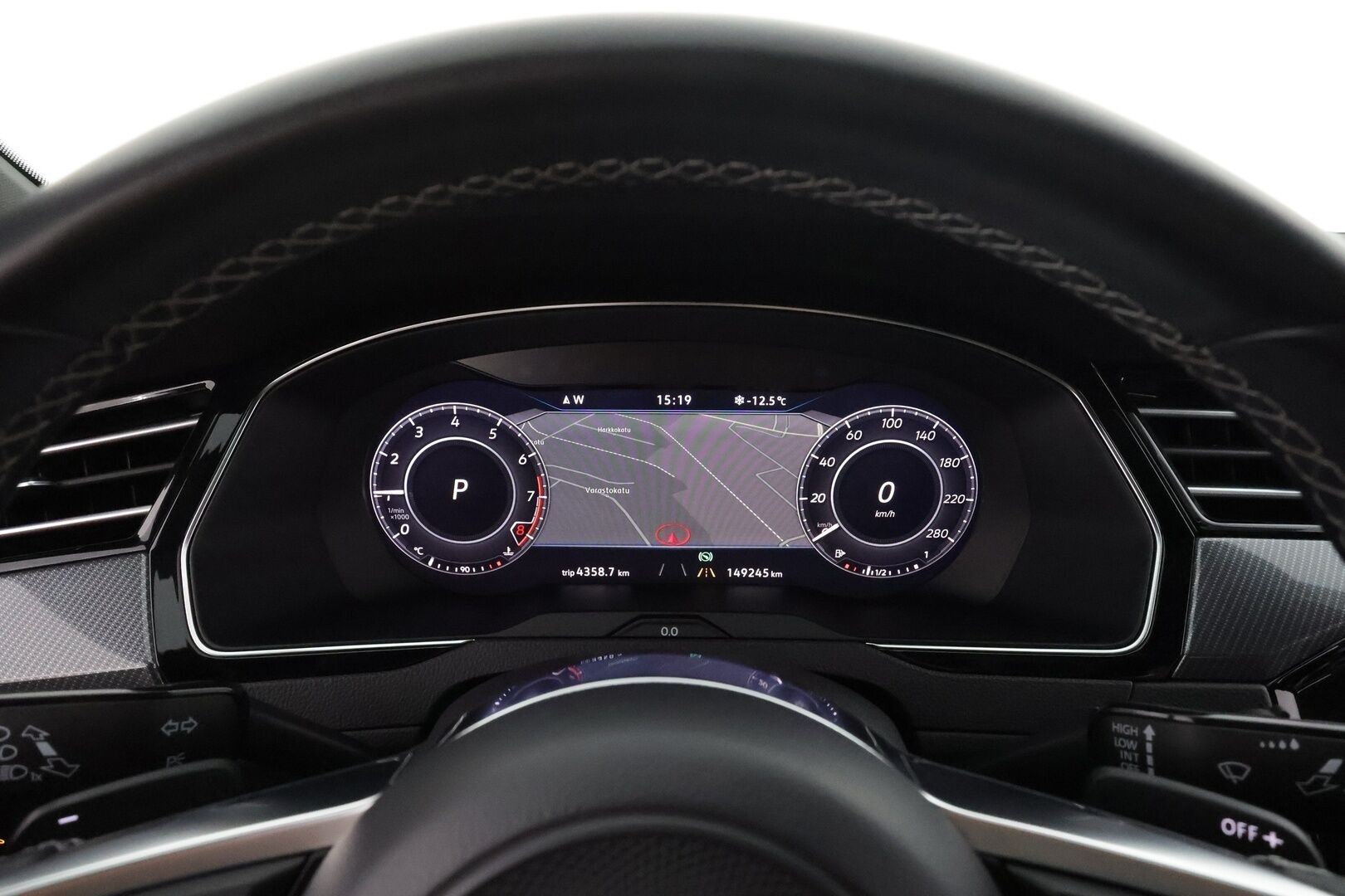 Volkswagen Arteon 2018 R-Line 2,0 TSI 206 kW 4MOTION DSG * ACC / P.kamera / Adapt.LED / Koukku / Webasto / Lasikattoluukku / Keyless * - Suomi-auto / Kahdet renkaat aluvanteilla / Hyvät varusteet - HULLUT AVAJAISHULINAT KORKOTARJOUS 3,29 %