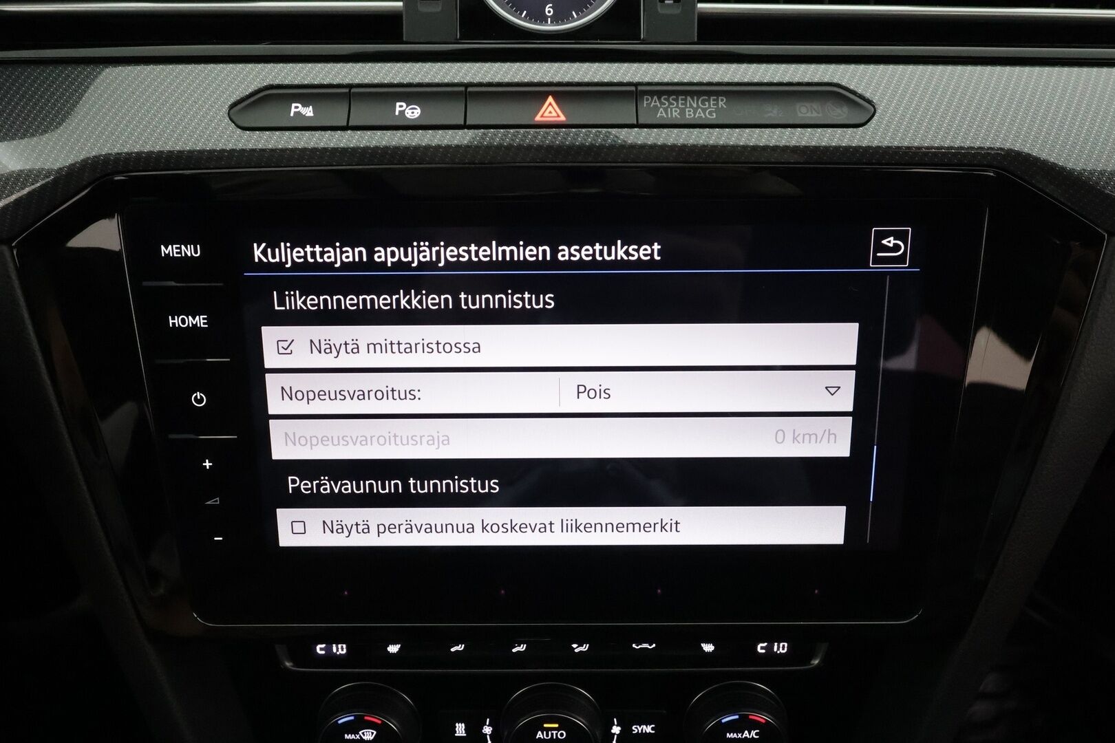 Volkswagen Arteon 2018 R-Line 2,0 TSI 206 kW 4MOTION DSG * ACC / P.kamera / Adapt.LED / Koukku / Webasto / Lasikattoluukku / Keyless * - Suomi-auto / Kahdet renkaat aluvanteilla / Hyvät varusteet - HULLUT AVAJAISHULINAT KORKOTARJOUS 3,29 %