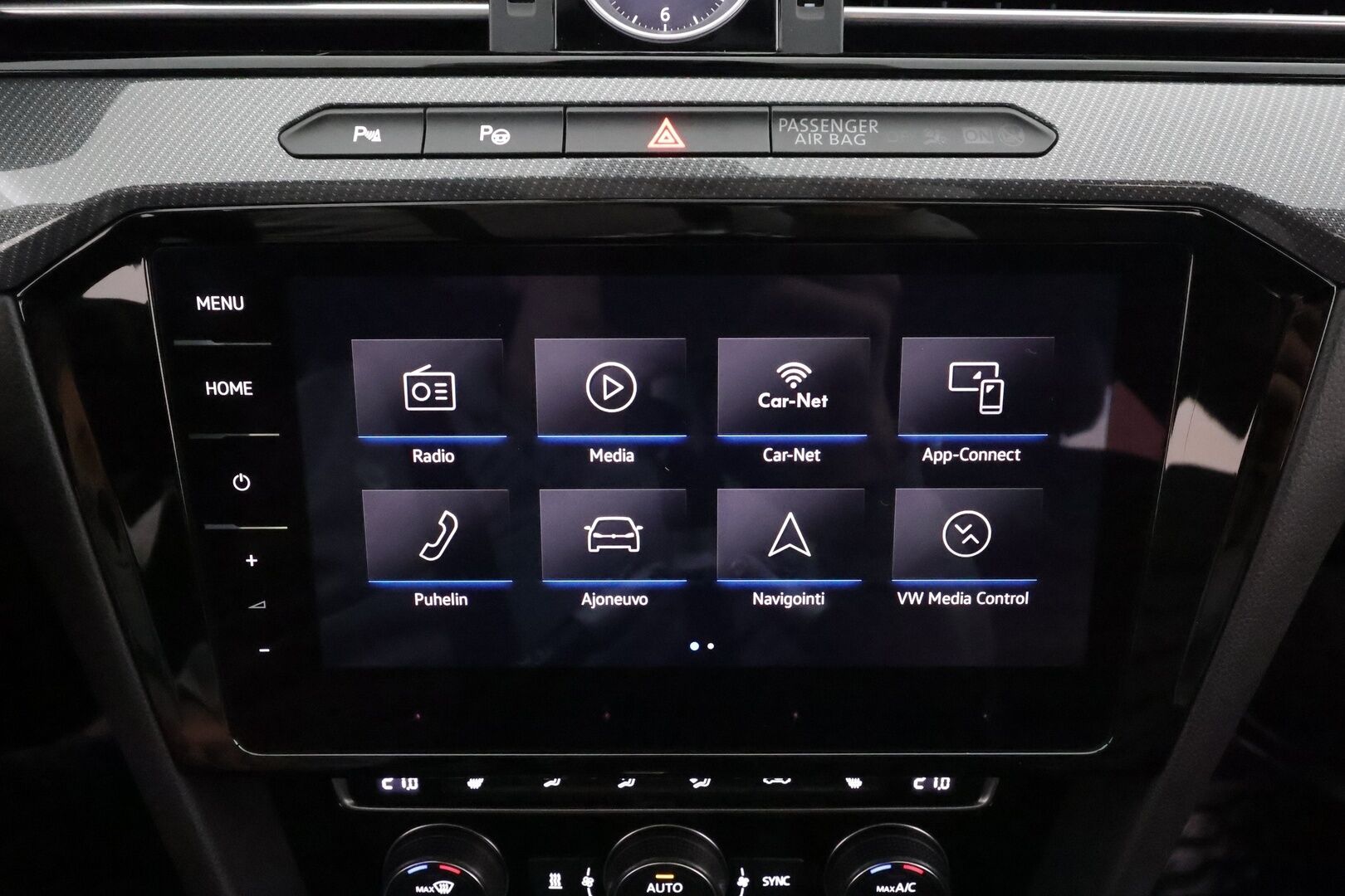 Volkswagen Arteon 2018 R-Line 2,0 TSI 206 kW 4MOTION DSG * ACC / P.kamera / Adapt.LED / Koukku / Webasto / Lasikattoluukku / Keyless * - Suomi-auto / Kahdet renkaat aluvanteilla / Hyvät varusteet