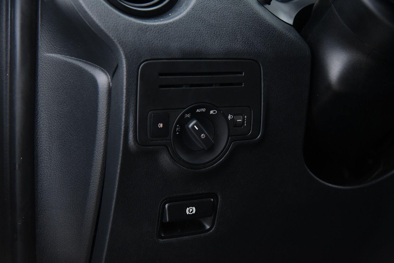 Mercedes-Benz Vito 2018 109 CDI Keskipitkä A2** ALV / Webasto / Bluetooth / Pariovet / Suomi auto ** - 2x Hyvät renkaat! / Loistokunnossa! - HULLU BLACKWEEK KORKOTARJOUS 2,49%