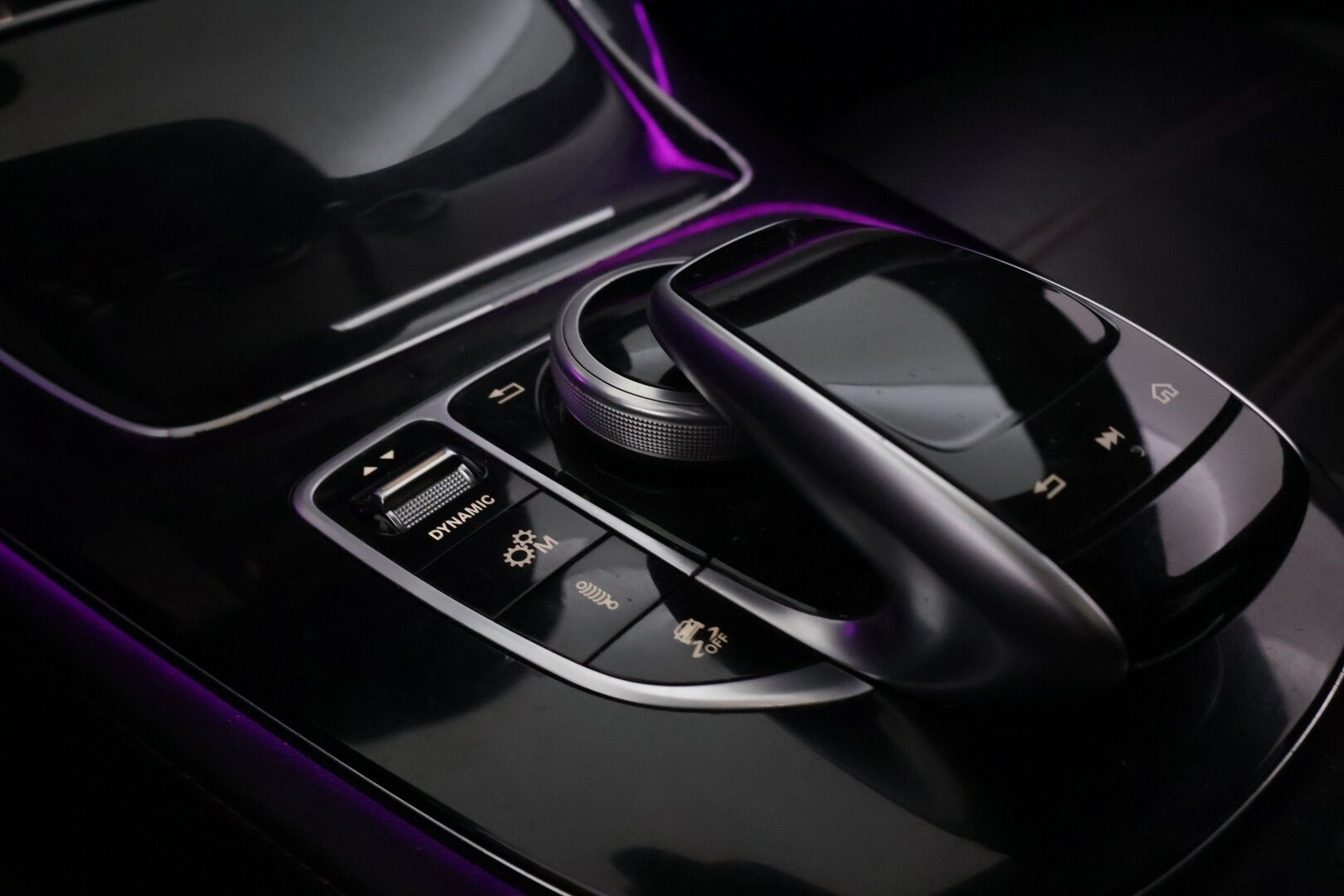 Mercedes-Benz E 43 AMG 2017 3,0 4MATIC - YritysOutlet - Myydään vain yrityksille - Widescreen / Burmester / DTR+Q / 360° / Muistipenkit / HUD / KeylessGo