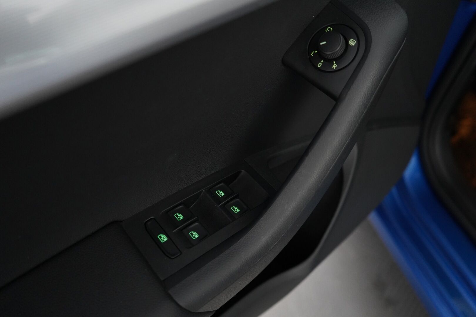 Skoda Octavia 2016 Combi 1,4 TSI Style  *Webasto / Koukku /  Vakkari / Canton / P. Tutkat / Lämmitettävä tuulilasi / Sähkökontti - Suomi-auto / Kahdet alumiinivanteet! / Särmä huoltohistoria!