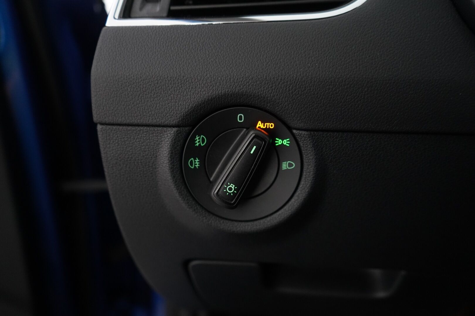 Skoda Octavia 2016 Combi 1,4 TSI Style  *Webasto / Koukku /  Vakkari / Canton / P. Tutkat / Lämmitettävä tuulilasi / Sähkökontti - Suomi-auto / Kahdet alumiinivanteet! / Särmä huoltohistoria!