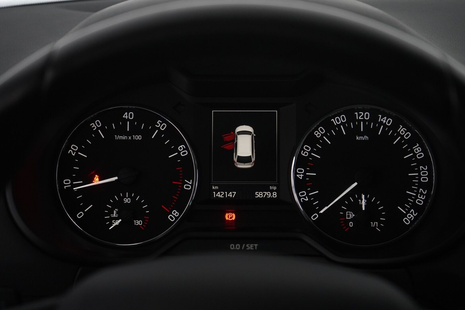 Skoda Octavia 2016 Combi 1,4 TSI Style  *Webasto / Koukku /  Vakkari / Canton / P. Tutkat / Lämmitettävä tuulilasi / Sähkökontti - Suomi-auto / Kahdet alumiinivanteet! / Särmä huoltohistoria!
