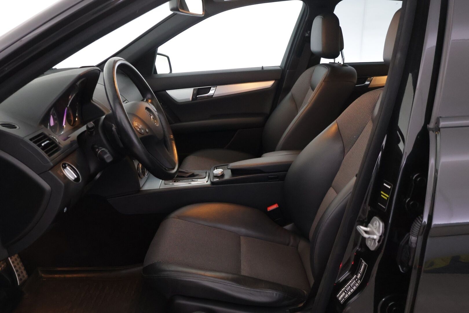 Mercedes-Benz C 2010 350 CDI 4MATIC AMG - | Webasto | Puolinahka | Lasikatto | Navi | Vakkari |