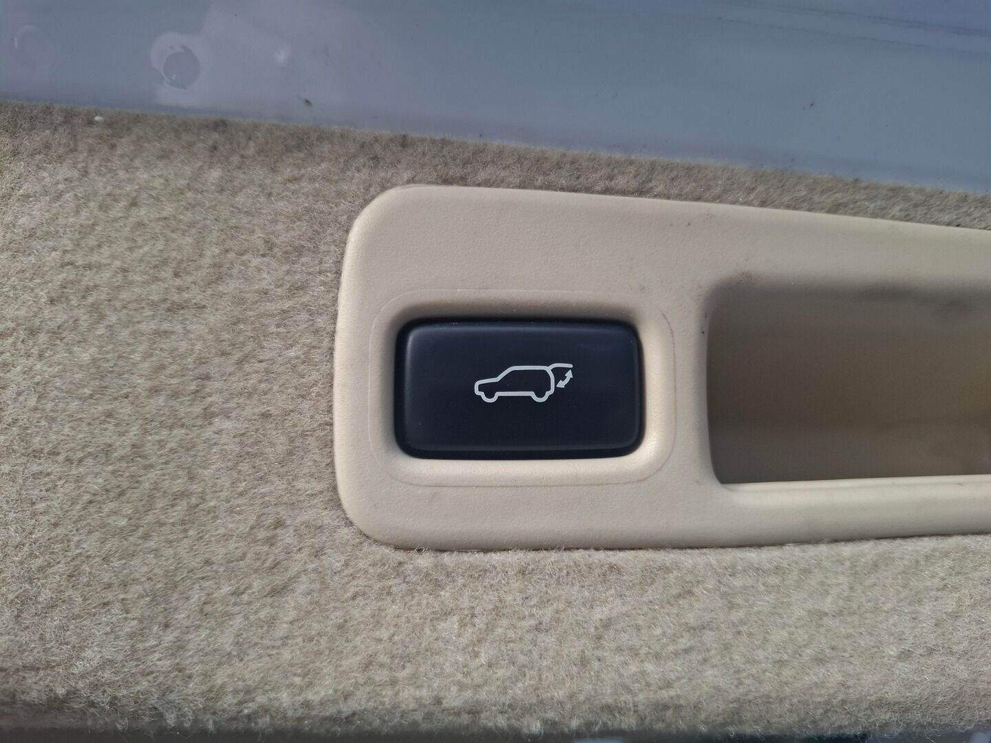 Lexus RX 2011 LEXUS RX450H Monikäyttöajoneuvo (AF) 4ov 3456cm3 - * Tämä auto myydään Huutokaupat.com *