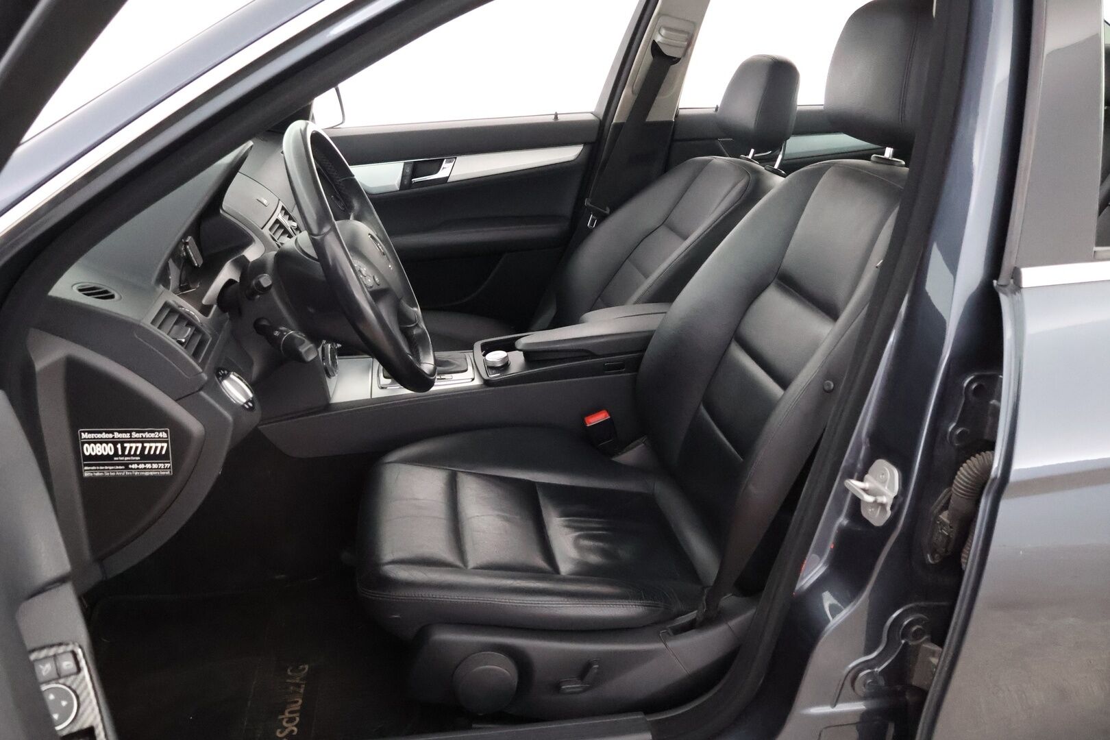 Mercedes-Benz C 2009 MYYDÄÄN HUUTOKAUPAT.COM