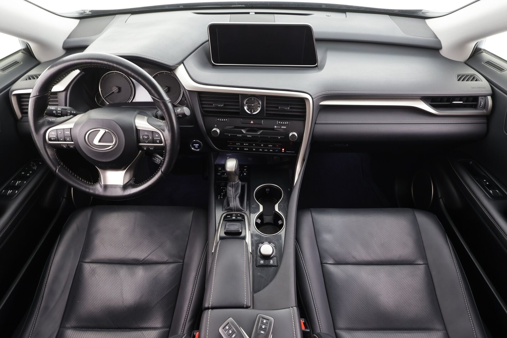 Lexus RX 2017 450h Hybrid 4WD A Executive * ACC / LED / P.Kamera / Ilmastoitu Muistipenkki / Navi / Kaistavahti / Keyless * - Kahdet renkaat