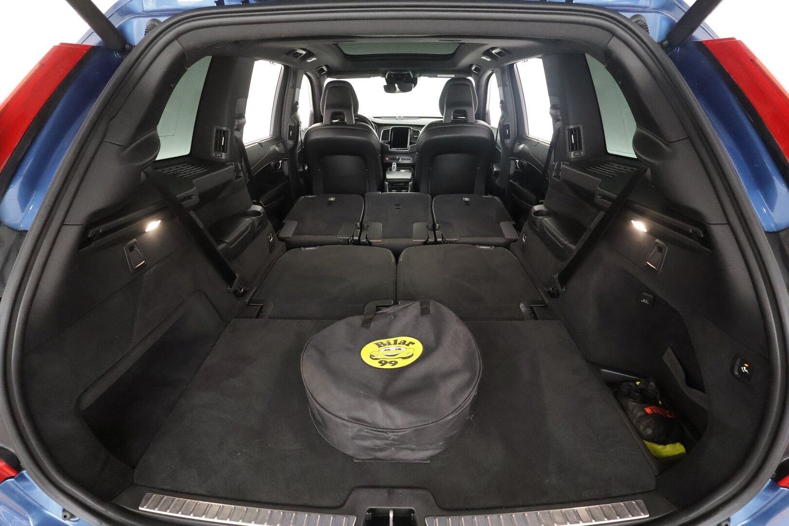 Volvo XC90 2017 T8 Twin Engine AWD R-Design aut 7-P - | Webasto | Koukku | HUD | Panorama | B&W | ACC | Full-LED | P.kamera | Sporttinahat Muistilla | Kaistavahti | Navi | Katveavustin | Keyless | 2x Latauskaapelit | Kahdet renkaat | 