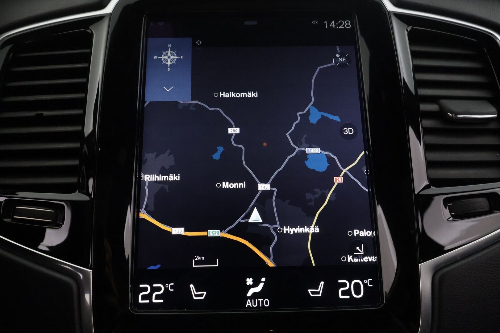 Volvo XC90 2017 T8 Twin Engine AWD R-Design aut 7-P - | Webasto | Koukku | HUD | Panorama | B&W | ACC | Full-LED | P.kamera | Sporttinahat Muistilla | Kaistavahti | Navi | Katveavustin | Keyless | 2x Latauskaapelit | Kahdet renkaat | 