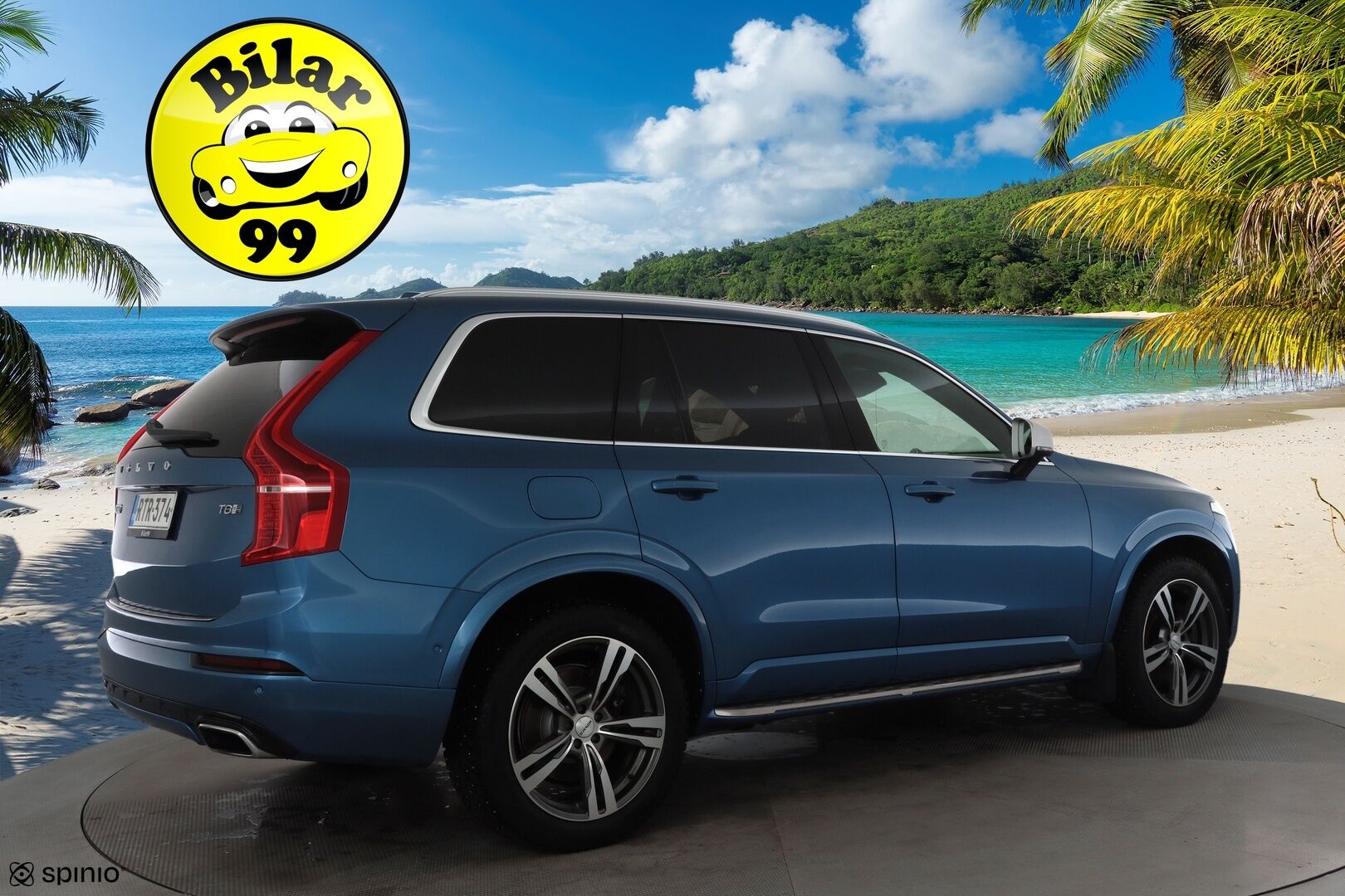 Volvo XC90 2017 T8 Twin Engine AWD R-Design aut 7-P * B&W / ACC / P.kamera / Panorama / HUD / Webasto / Full LED / Koukku / Muistipenkit * - Kahdet renkaat aluvanteilla / Huippuvarusteet