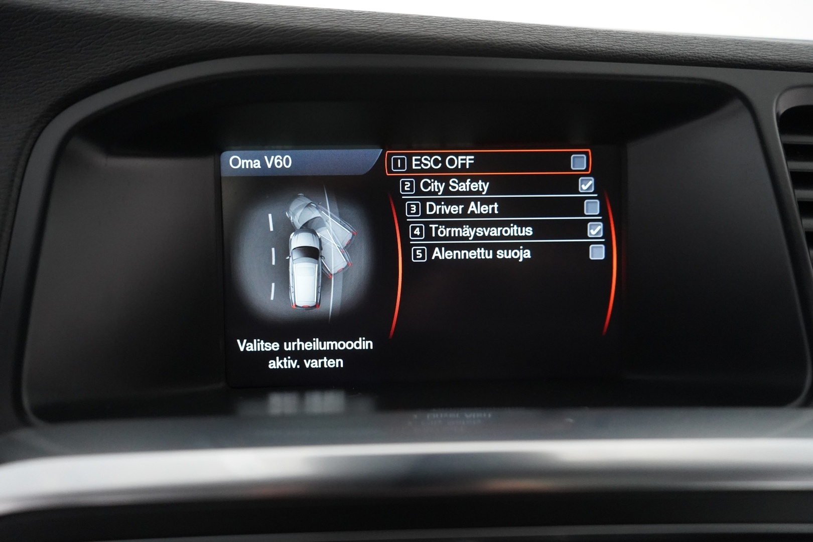 Volvo V60 2013 * MYYDÄÄN HUUTOKAUPAT.COM *