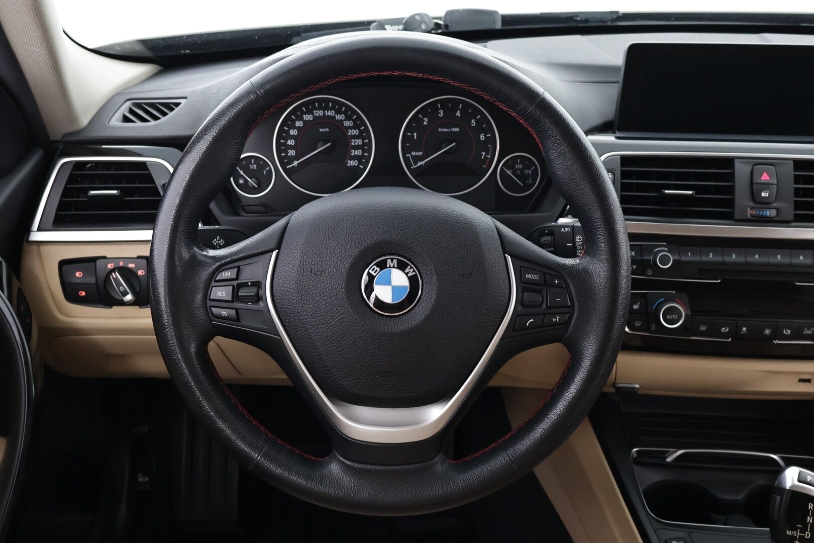 BMW 330 2018 F31 Touring 330i A xDrive Business Exclusive Sport Line - Suomiauto | Webasto | Navi | Vaaleat Sporttinahat | LED | Ratinlämmitys | Vakkari | Metalliväri | UPEA!