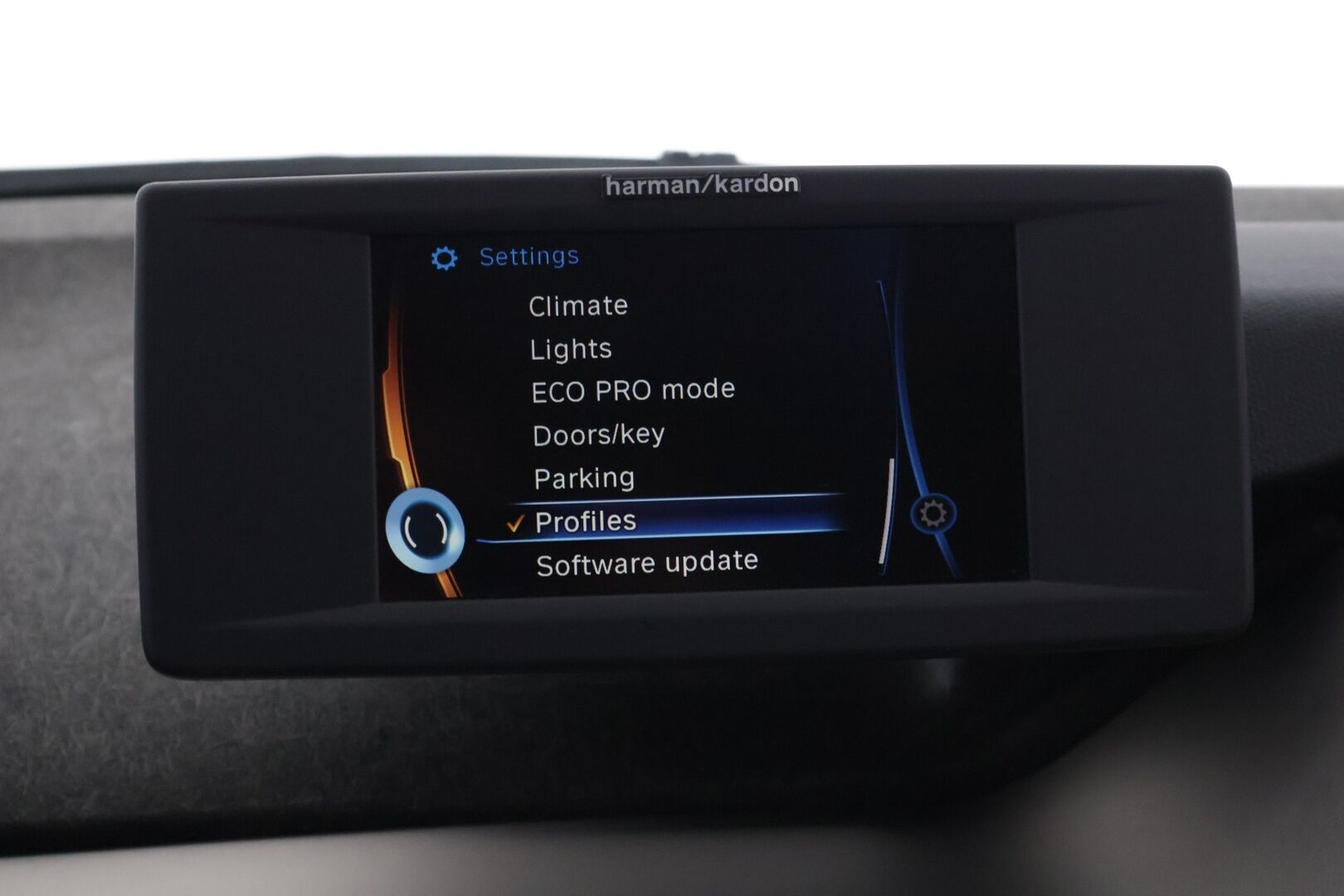 BMW i3 2014 60 Ah REX - *Vakkari / Pysäköintitutkat / P. Kamera / LED / Harman/Kardon*