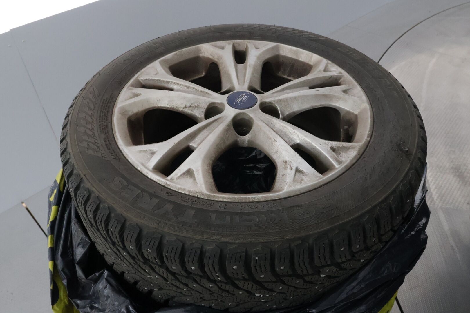 Ford S-Max 2011 2,0 TDCi 163 hv PowerShift Titanium A6 5-ovinen *Lohko / Koukku / PremiumHifi / Hyvin huollettu* - -*Myydään huutokaupat.comissa * - KORKO VAIN 3,99 %
