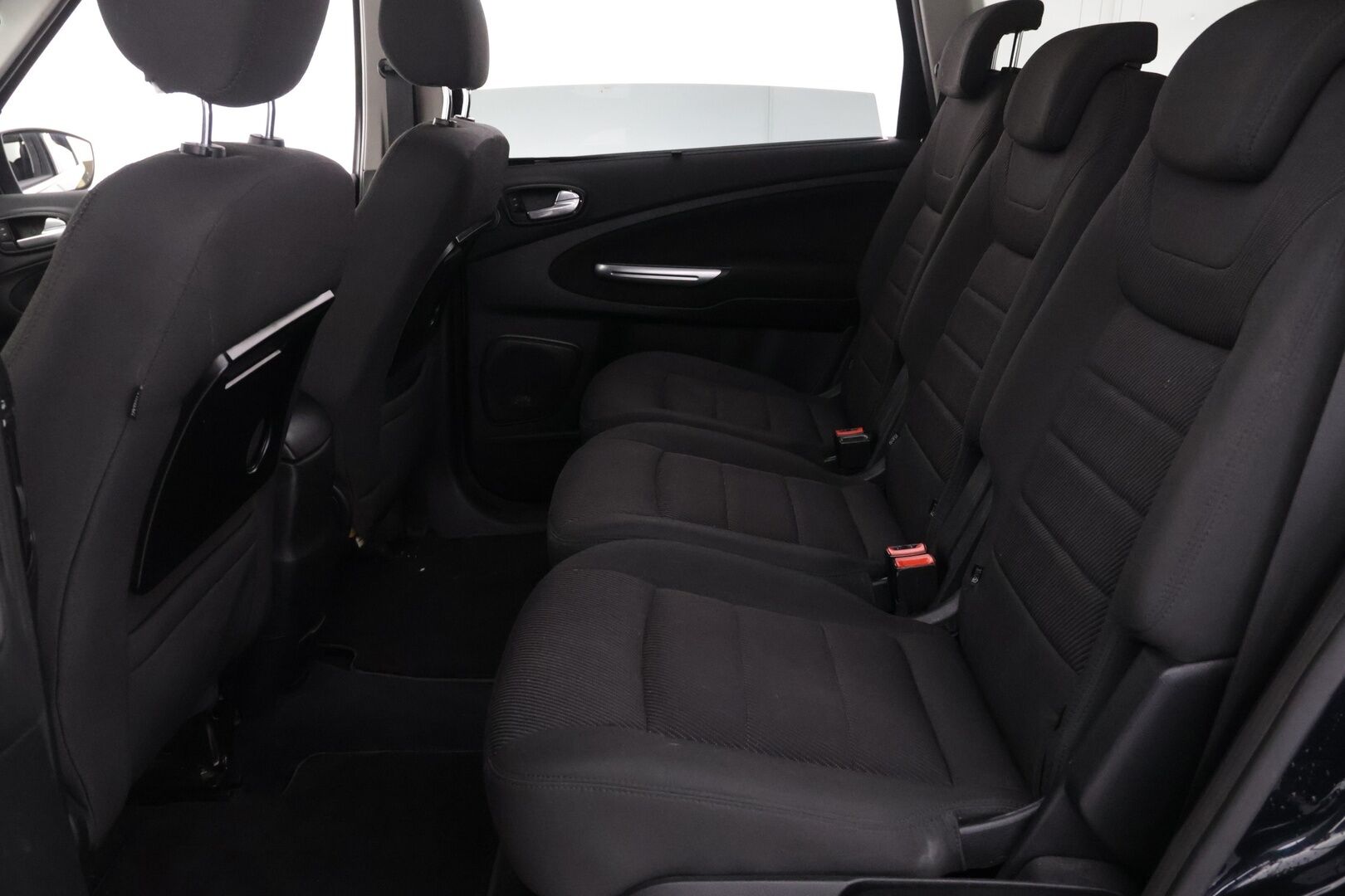 Ford S-Max 2011 2,0 TDCi 163 hv PowerShift Titanium A6 5-ovinen *Lohko / Koukku / PremiumHifi / Hyvin huollettu* - -*Myydään huutokaupat.comissa * - KORKO VAIN 3,99 %