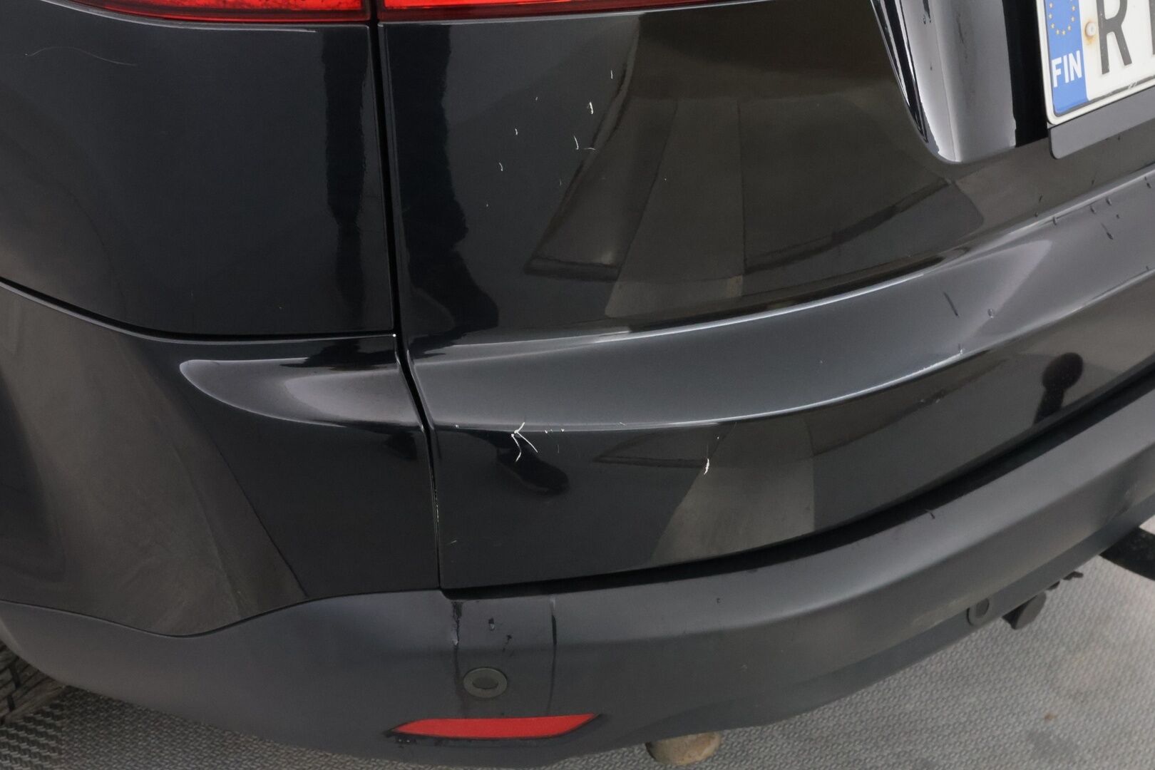 Ford S-Max 2011 2,0 TDCi 163 hv PowerShift Titanium A6 5-ovinen *Lohko / Koukku / PremiumHifi / Hyvin huollettu* - -*Myydään huutokaupat.comissa * - KORKO VAIN 3,99 %