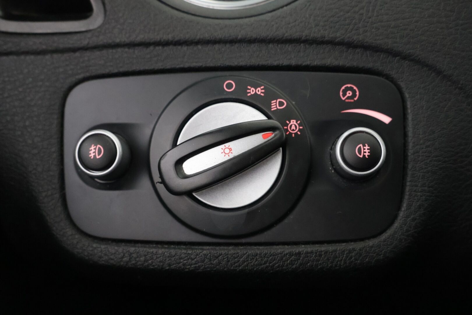 Ford S-Max 2011 2,0 TDCi 163 hv PowerShift Titanium A6 5-ovinen *Lohko / Koukku / PremiumHifi / Hyvin huollettu* - -*Myydään huutokaupat.comissa * - KORKO VAIN 3,99 %
