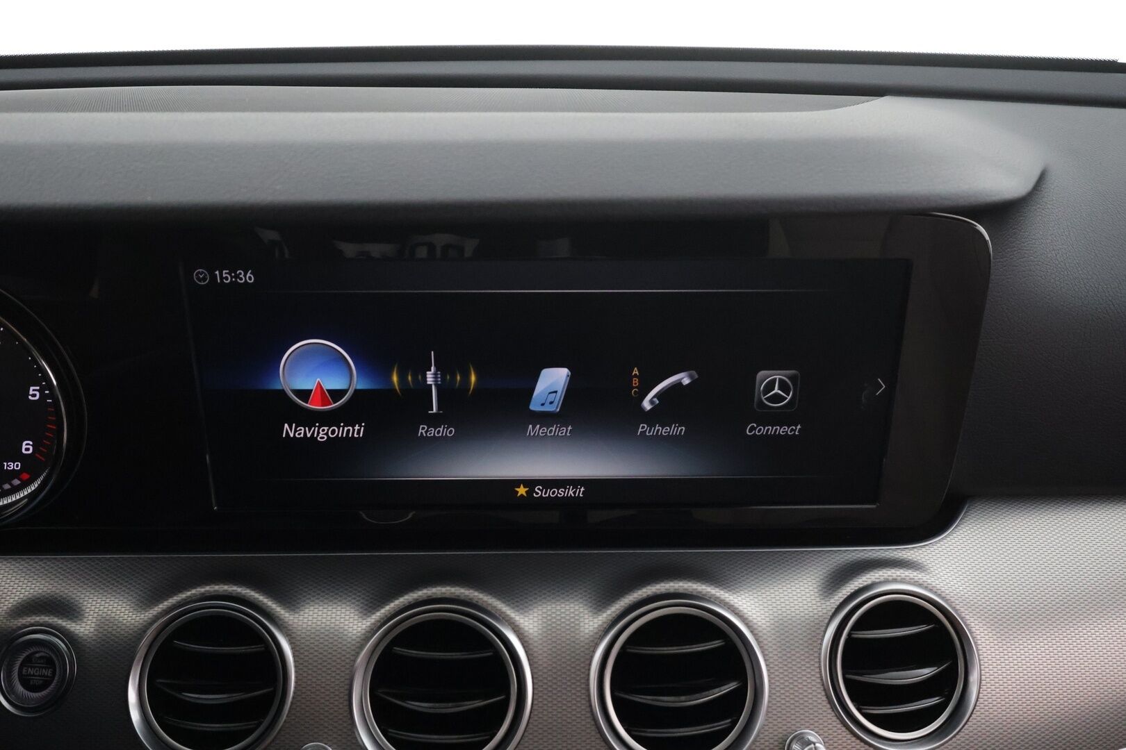 Mercedes-Benz E 2018 220 d 4Matic A Premium Business * Vakkari / High perfo LED / P.kamera / Sporttinahat / Ambient * - 1.Om Suomi-auto / Kahdet renkaat