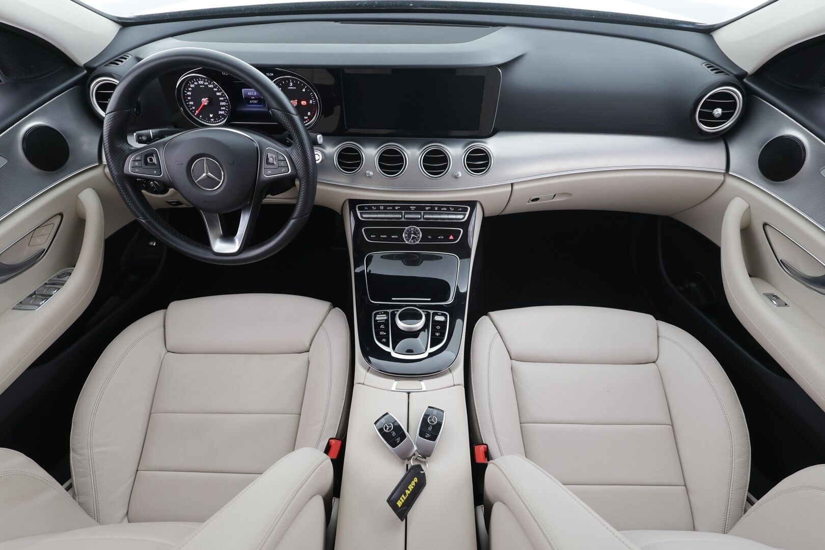 Mercedes-Benz E 2018 220 d 4Matic A Premium Business * Vakkari / High perfo LED / P.kamera / Sporttinahat / Ambient * - 1.Om Suomi-auto / Kahdet renkaat