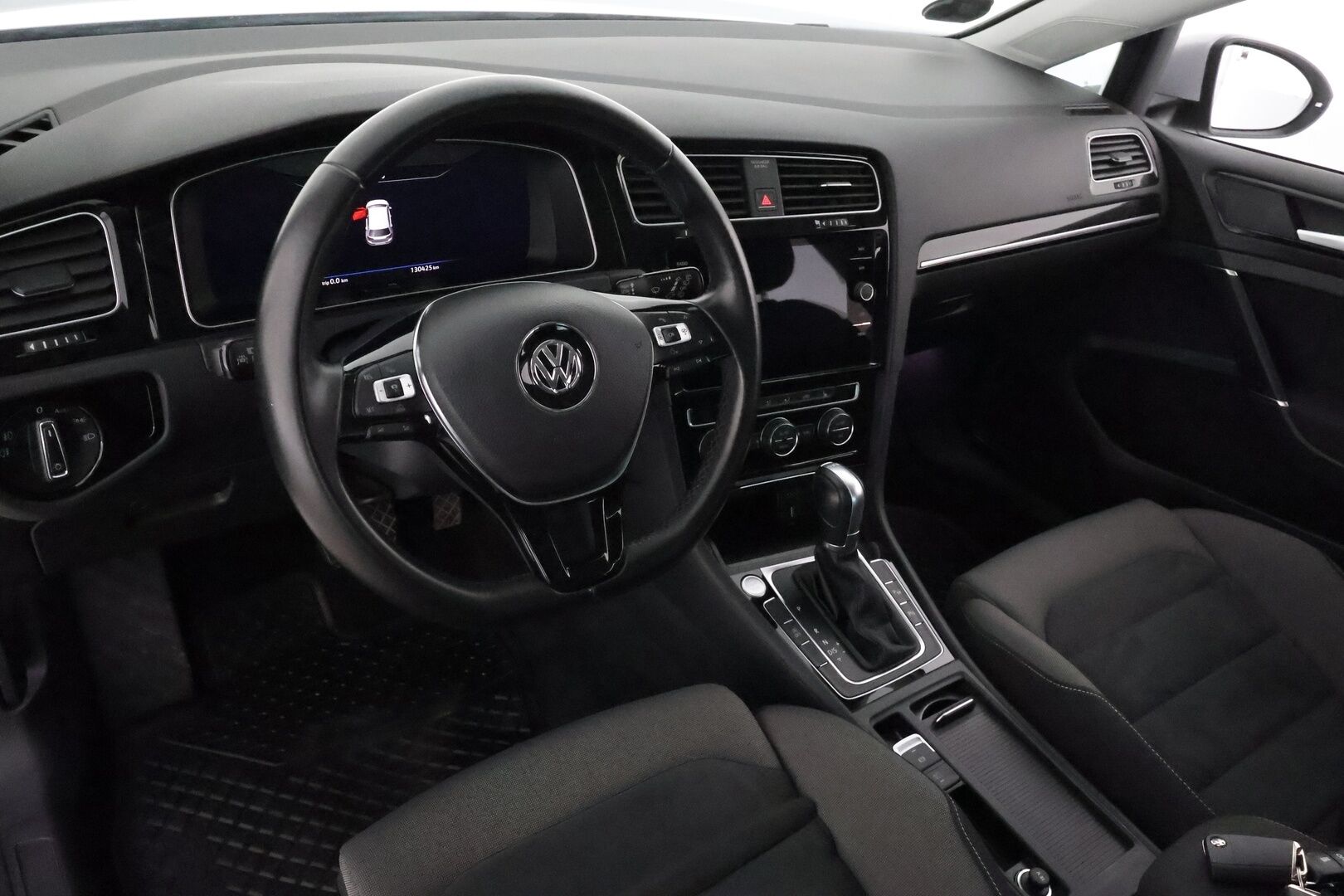 Volkswagen Golf 2018 Highline 1,5 TSI EVO 96 kW BLUEMOTION DSG **Adapt.vakkari / Webasto / Adapt.LED / P.Kamera / Hierovapenkki / Navi** - Sumi-auto / Kahdet Renkaat
