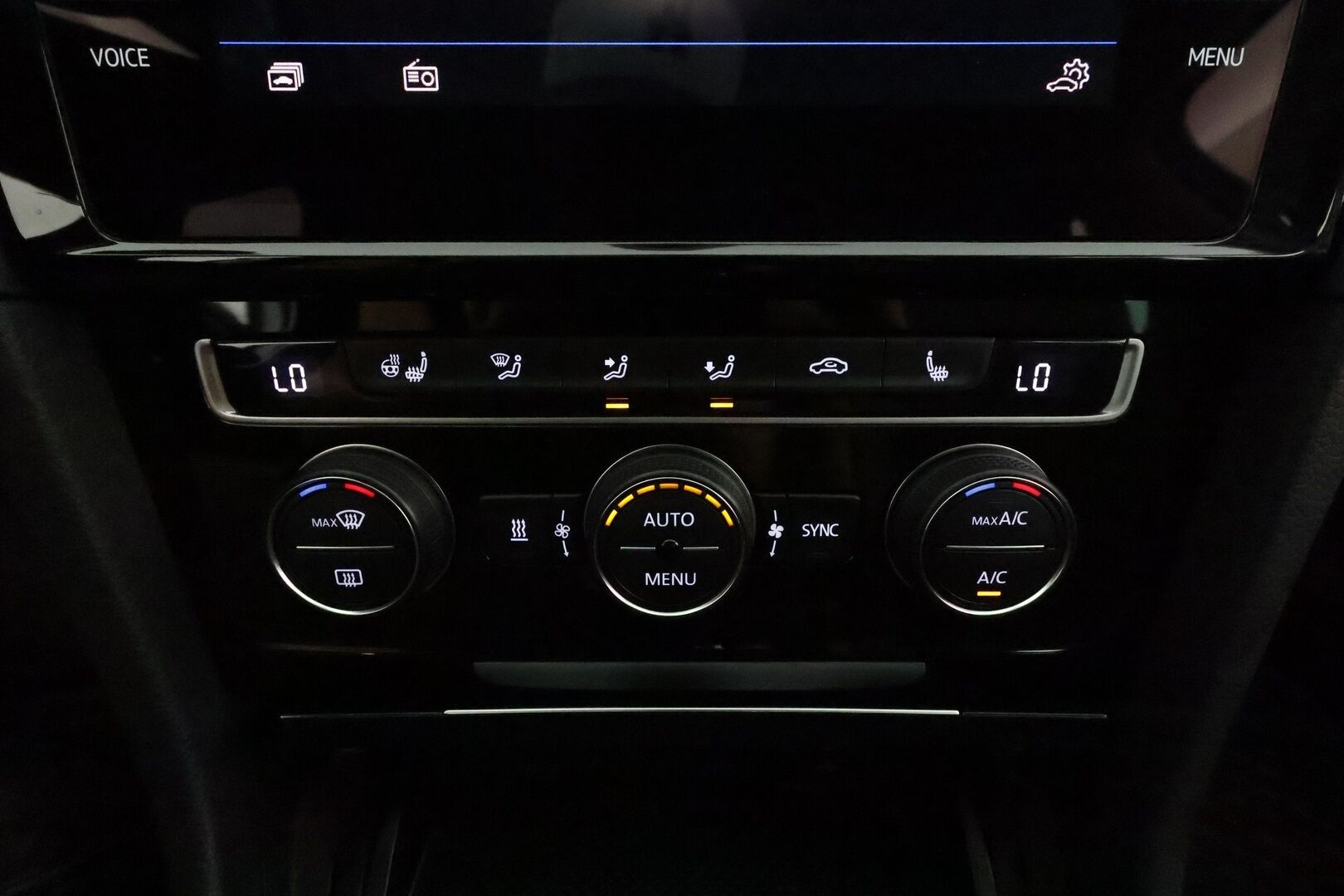 Volkswagen Golf 2018 Highline 1,5 TSI EVO 96 kW BLUEMOTION DSG **Adapt.vakkari / Webasto / Adapt.LED / P.Kamera / Hierovapenkki / Navi** - Sumi-auto / Kahdet Renkaat