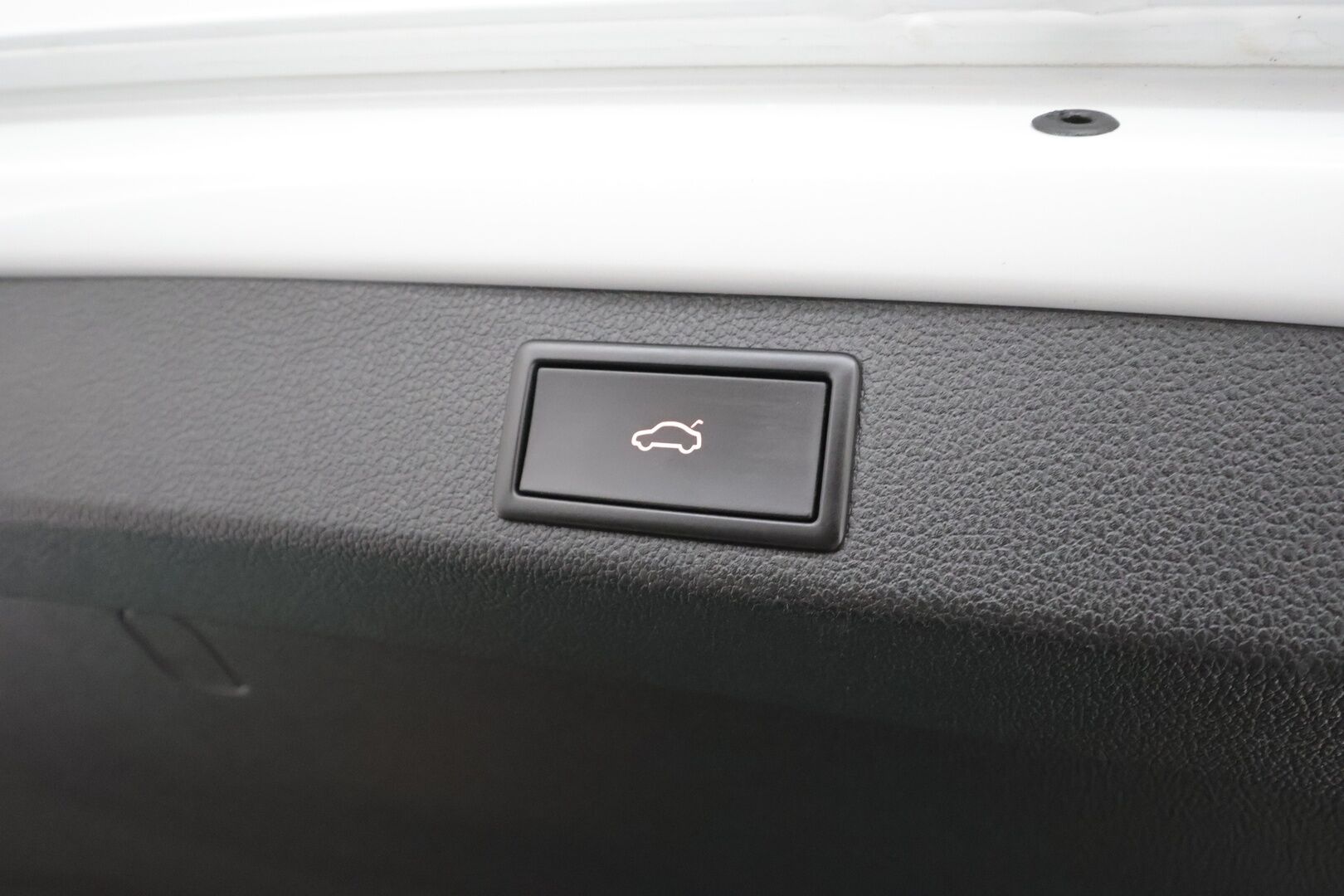 Skoda Superb 2019 Combi 1,5 TSI ACT Style BusinessLine DSG * ACC / Webasto / Koukku / Muistipenkki / Canton / LED / P.kamera * - Suomi-auto / Kahdet Renkaat - HULLUT AVAJAISHULINAT KORKOTARJOUS 3,29 %