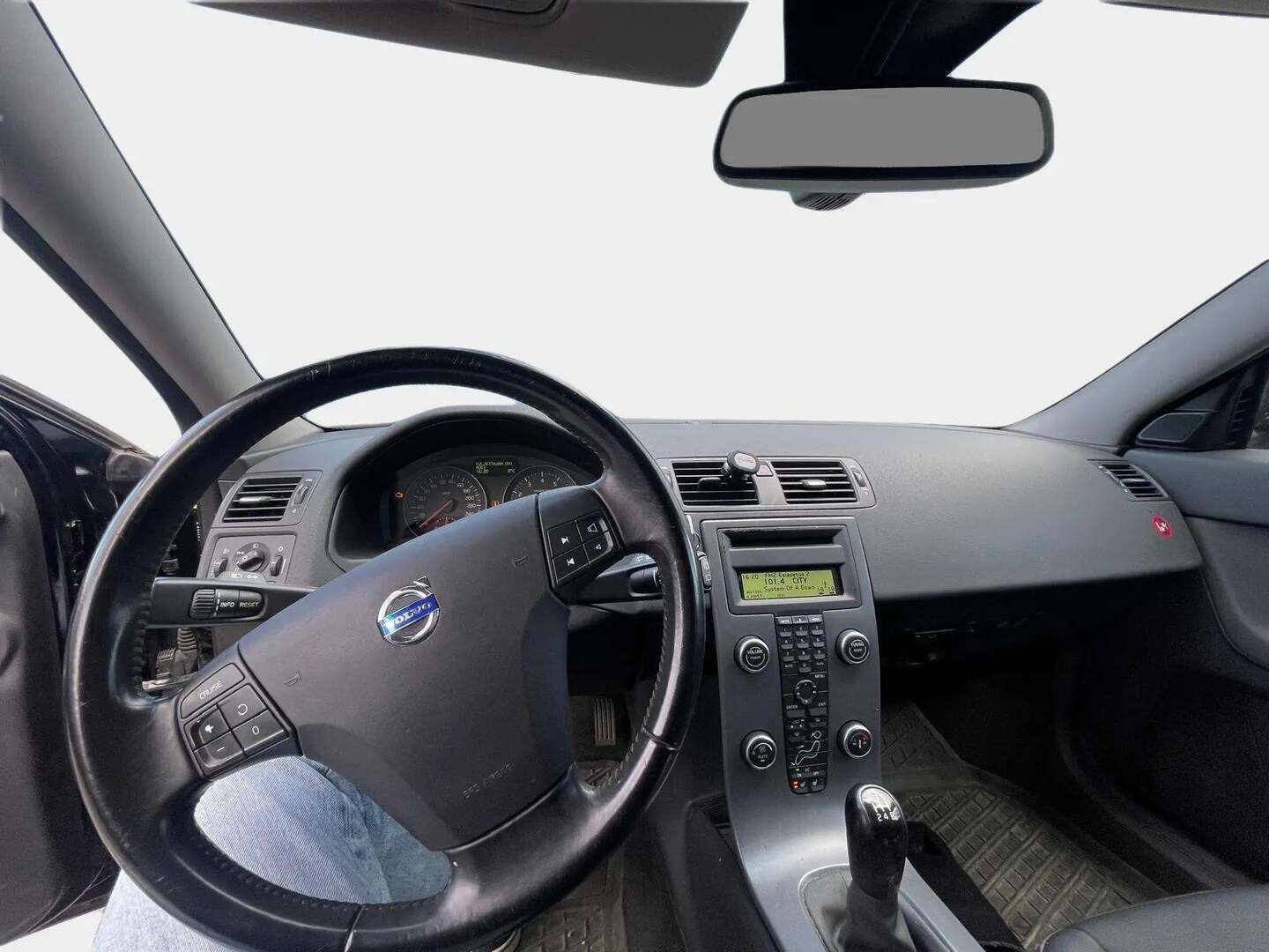 Volvo V50 2010 * Vetokoukku / Puolinahkapenkit / Hyvin huollettu * - *YritysOutlet - Myydään vain yrityksille / Hyvin pidetty / Siisti ikäisekseen*