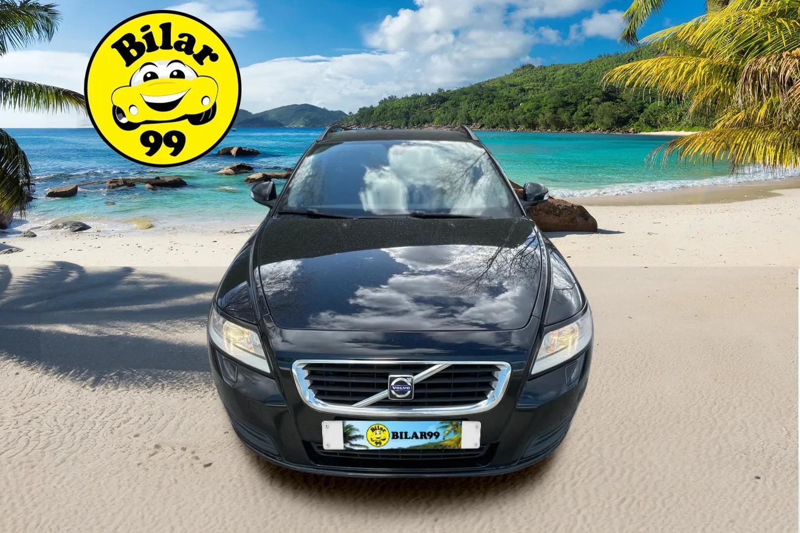 Volvo V50 2010 * Vetokoukku / Puolinahkapenkit / Hyvin huollettu * - *YritysOutlet - Myydään vain yrityksille / Hyvin pidetty / Siisti ikäisekseen*