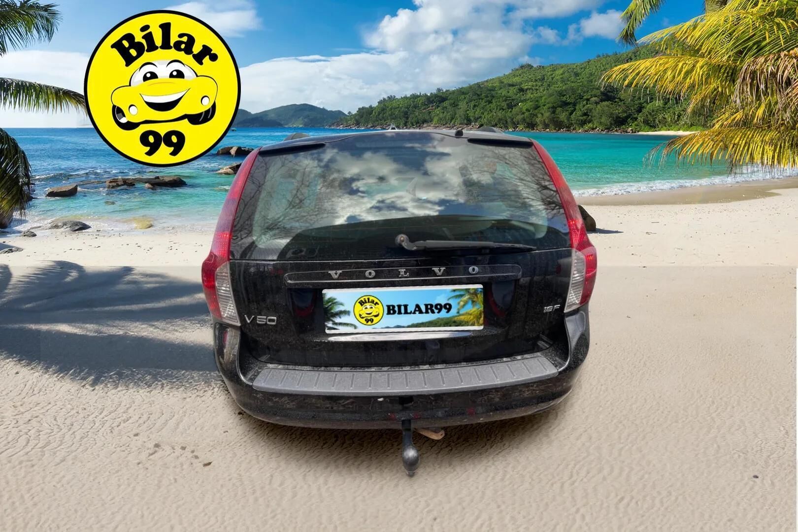 Volvo V50 2010 * Vetokoukku / Puolinahkapenkit / Hyvin huollettu * - *YritysOutlet - Myydään vain yrityksille / Hyvin pidetty / Siisti ikäisekseen*