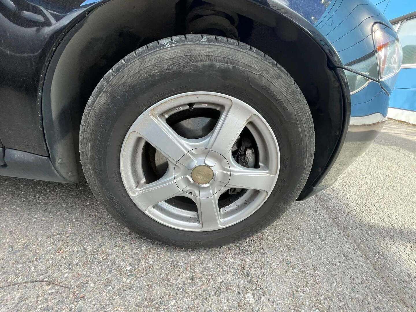 Volvo V50 2010 * Vetokoukku / Puolinahkapenkit / Hyvin huollettu * - *YritysOutlet - Myydään vain yrityksille / Hyvin pidetty / Siisti ikäisekseen*