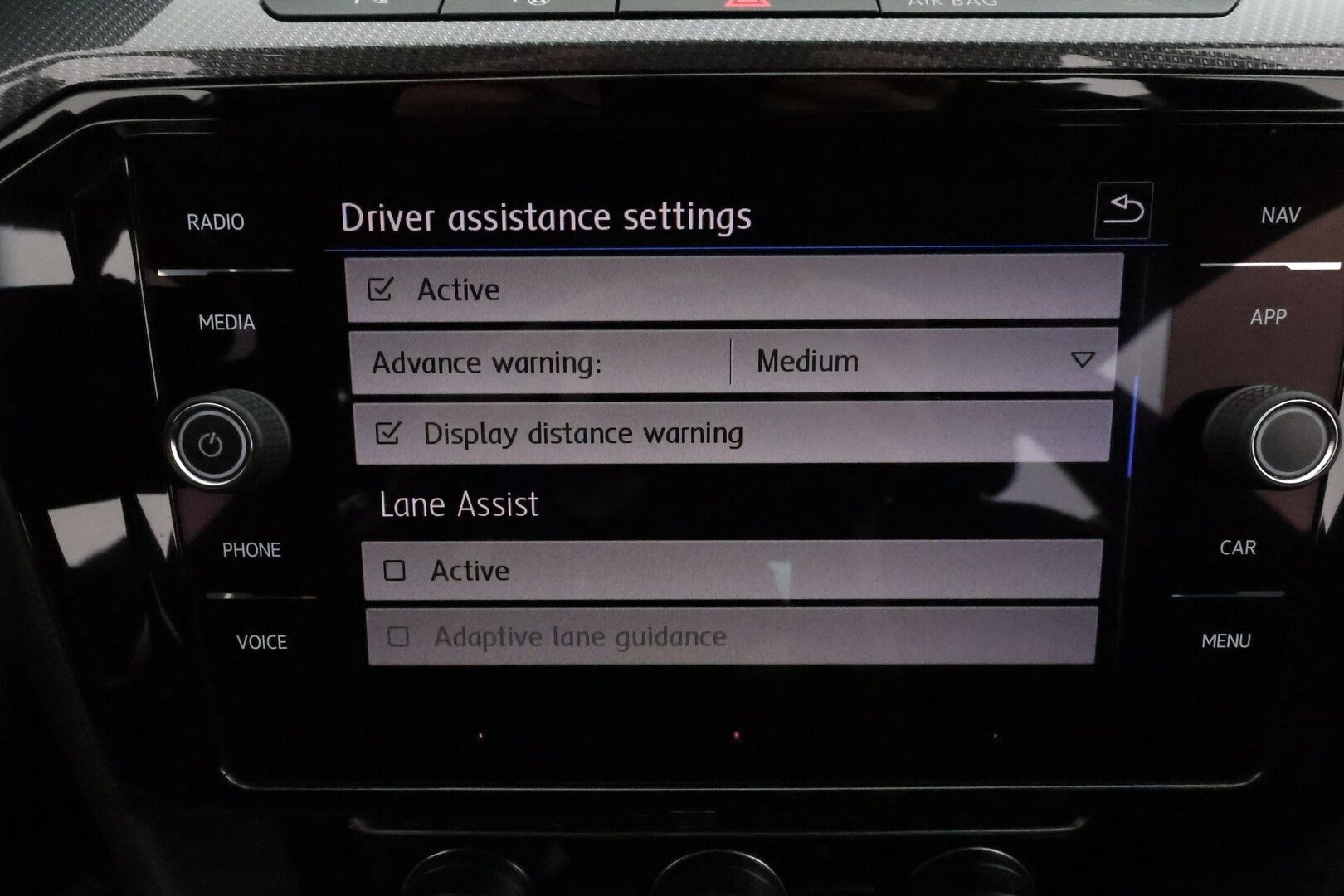 Volkswagen Arteon 2019 R-Line Limited Edition 1,5 TSI EVO 110 kW DSG-autom. **Webasto / Adapt.vakkari / Koukku / Navi / Sporttipenkit** - 1.om Suomi-auto / Kahdet renkaat aluvanteilla / Digimittaristo