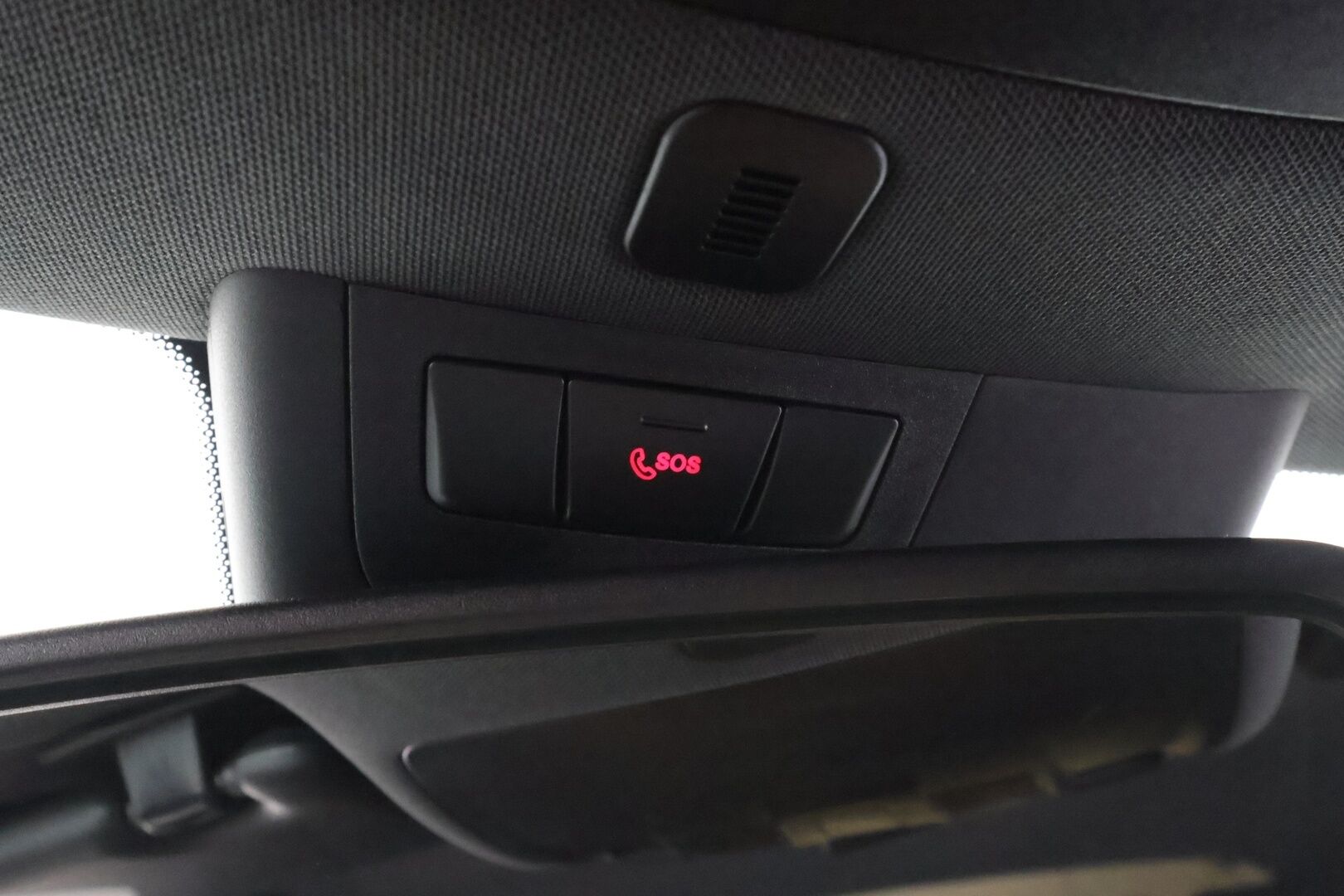 Mercedes-Benz A 2016 180 A Business AMG * LED-High Performance / P.Kamera / Sportpenkit / Bluetooth / Vakkari * - Kahdet renkaat aluvanteilla