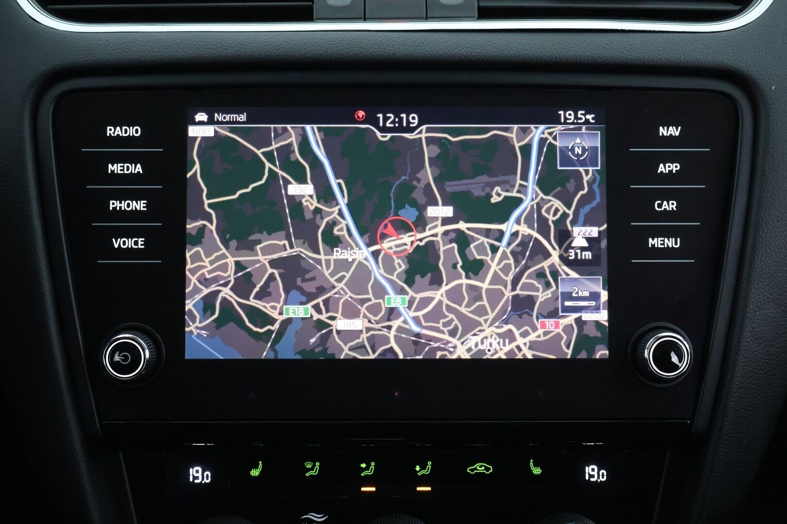 Skoda Octavia 2019 Combi 1,6 TDI Style DSG Autom. - ACC | Webasto | BLIS | P. Kamera | Keyless | Ambiente | S. Kontti | Hihna 04/26 | 2x Renkaat