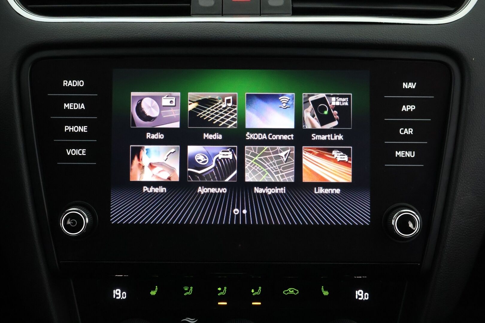 Skoda Octavia 2019 Combi 1,6 TDI Style DSG Autom. - ACC | Webasto | BLIS | P. Kamera | Keyless | Ambiente | S. Kontti | Hihna 04/26 | 2x Renkaat