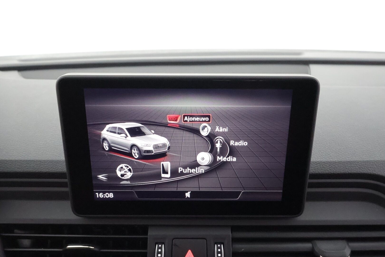 Audi Q5 2019 Business Sport 35 TDI 120 kW quattro S tronic * Vakkari / webasto / koukku / P.kamera / Sporttipenkit / LED * - Suomi-auto / Kahdet Renkaat - HULLUT AVAJAISHULINAT KORKOTARJOUS 3,29 %