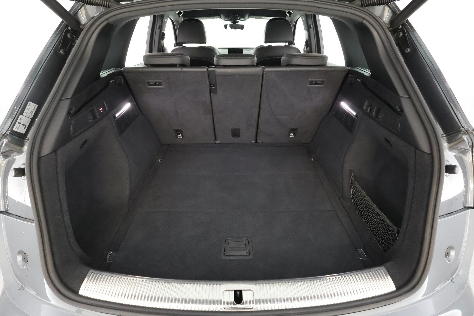 Audi Q5 2019 Business Sport 35 TDI 120 kW quattro S tronic * Vakkari / webasto / koukku / P.kamera / Sporttipenkit / LED * - Suomi-auto / Kahdet Renkaat - HULLUT AVAJAISHULINAT KORKOTARJOUS 3,29 %