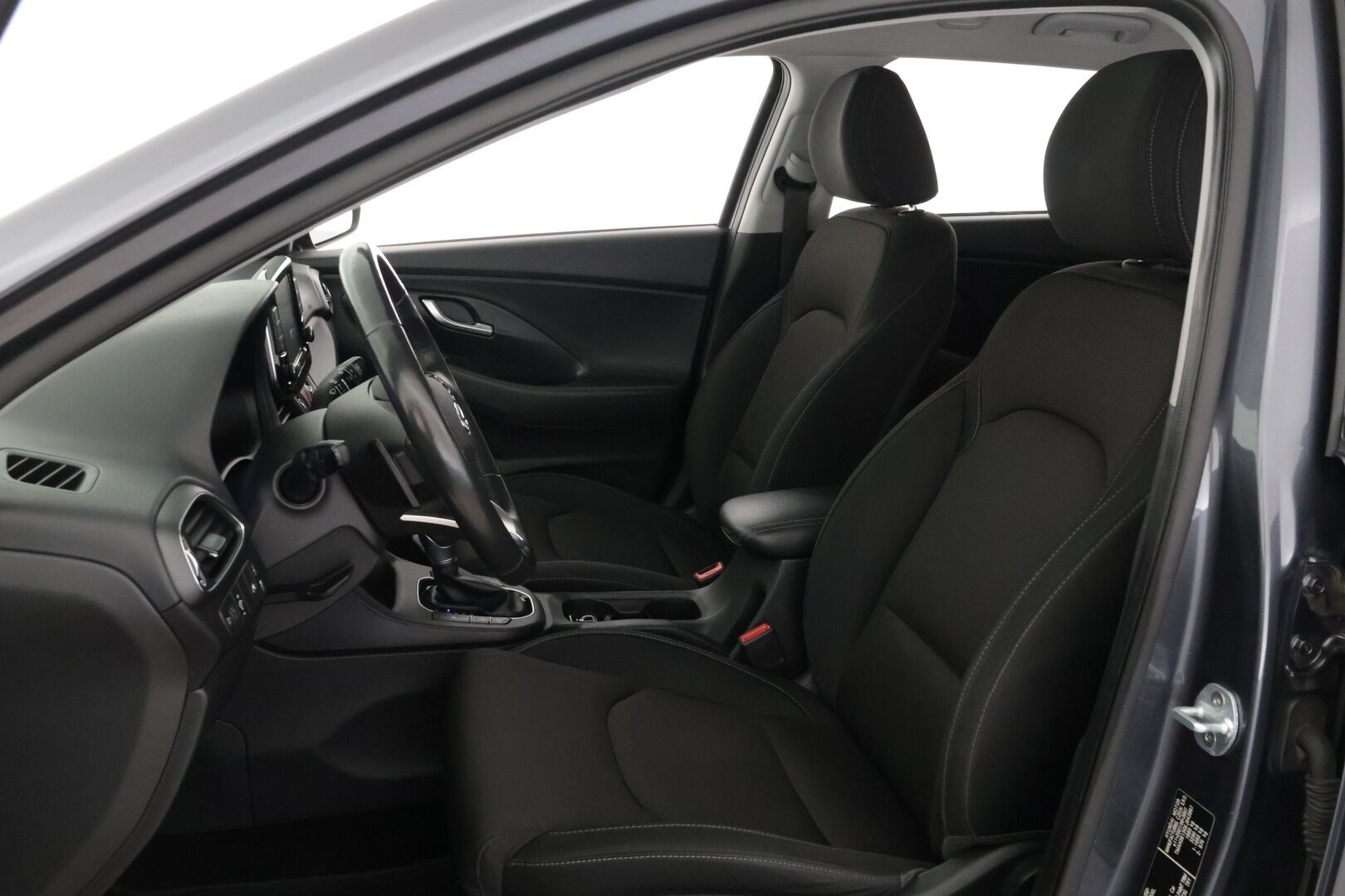 Hyundai i30 Wagon 2019 1,4 T-GDI 140 hv 7-DCT-aut Comfort - Vakkari | P.kamera | Keyless | Lohko | Merkkihuollettu! |