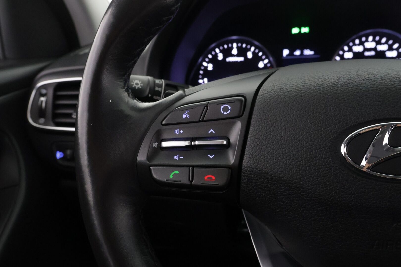 Hyundai i30 Wagon 2019 1,4 T-GDI 140 hv 7-DCT-aut Comfort - Vakkari | P.kamera | Keyless | Lohko | Merkkihuollettu! |