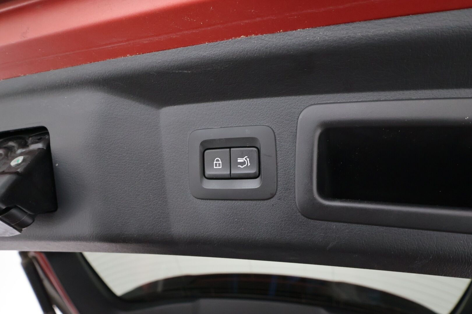 Mazda CX-60 2023 2.5 PHEV 8AT AWD Takumi * ACC / HUD / 360° / Koukku / Muistipenkki / Ilmastoidut nahat / Bose * - Akku kuntotarkastettu / Suomi-auto / Kahdet renkaat aluvanteilla / Merkkihuollettu