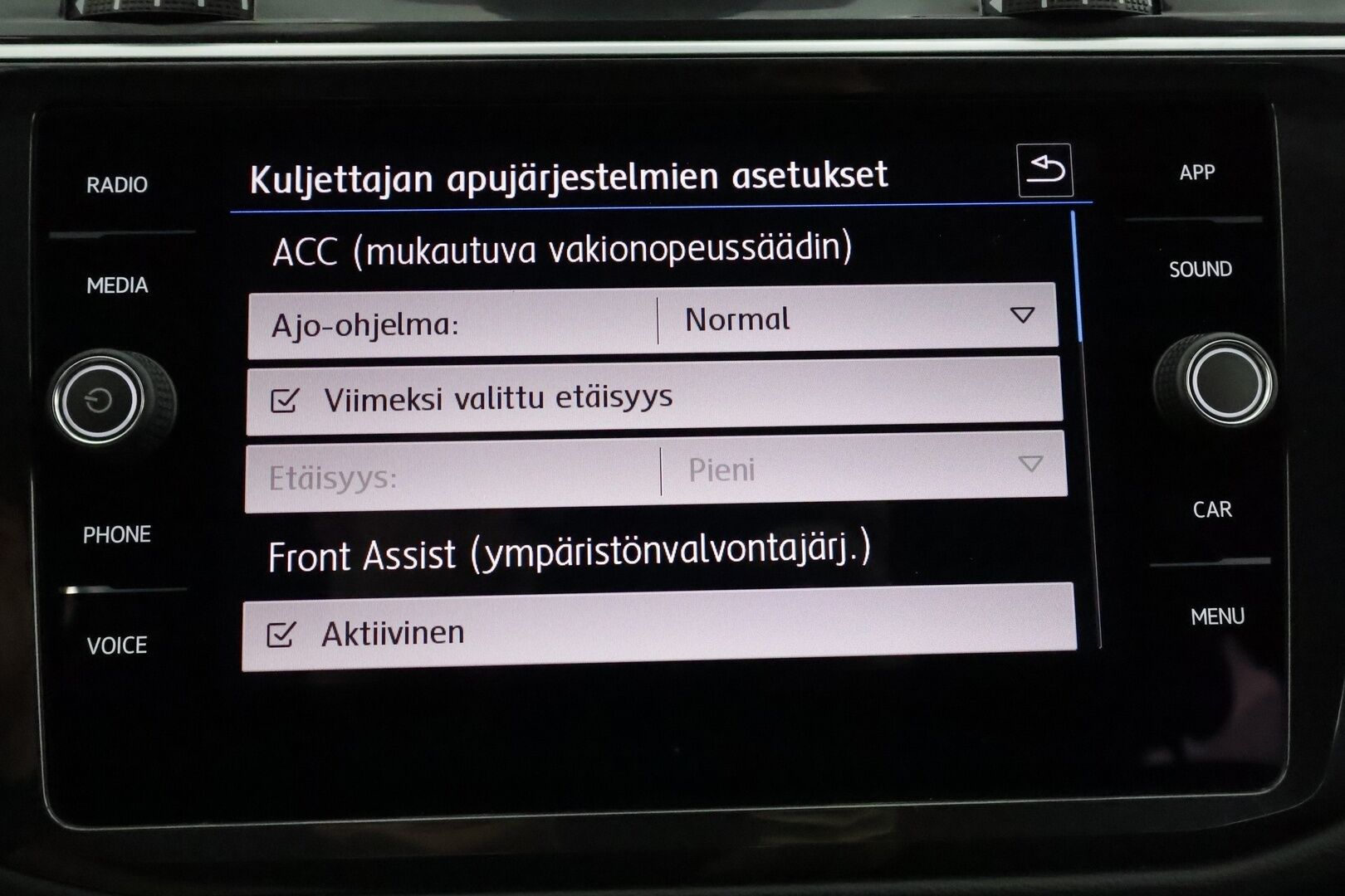 Volkswagen Tiguan 2019 Comfortline 1,5 TSI EVO 110 kW DSG **Webasto / Adapt.Vakkari / Adapt.LED / P.Tutkat / DYNAudio / Hierovat Sportpenkit** - Suomi-auto / Kahdet Renkaat