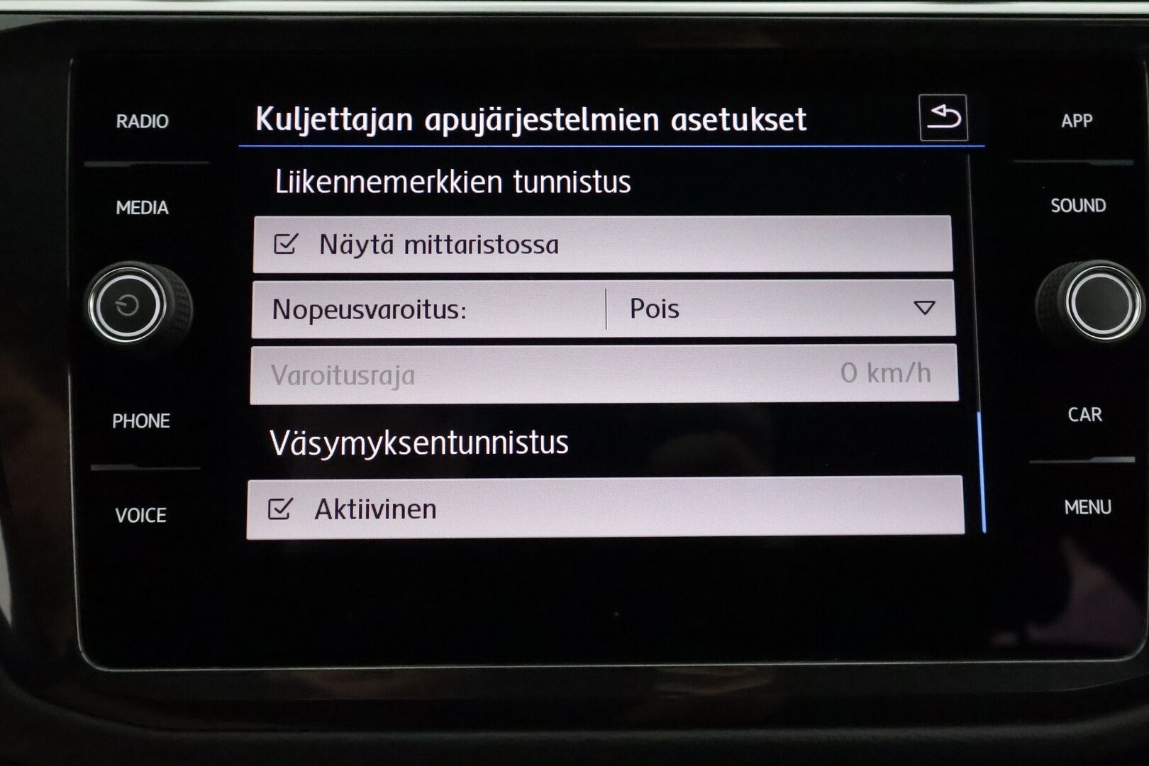 Volkswagen Tiguan 2019 Comfortline 1,5 TSI EVO 110 kW DSG **Webasto / Adapt.Vakkari / Adapt.LED / P.Tutkat / DYNAudio / Hierovat Sportpenkit** - Suomi-auto / Kahdet Renkaat